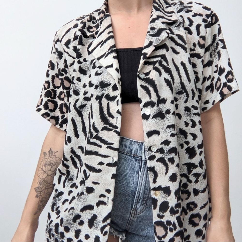 🖤 Vintage Cheetah Print Shirt - Picture 2 of 7